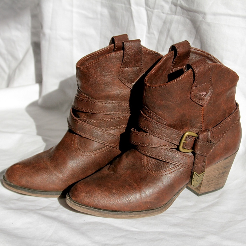 Rocket Dog Brown Ankle Boots
